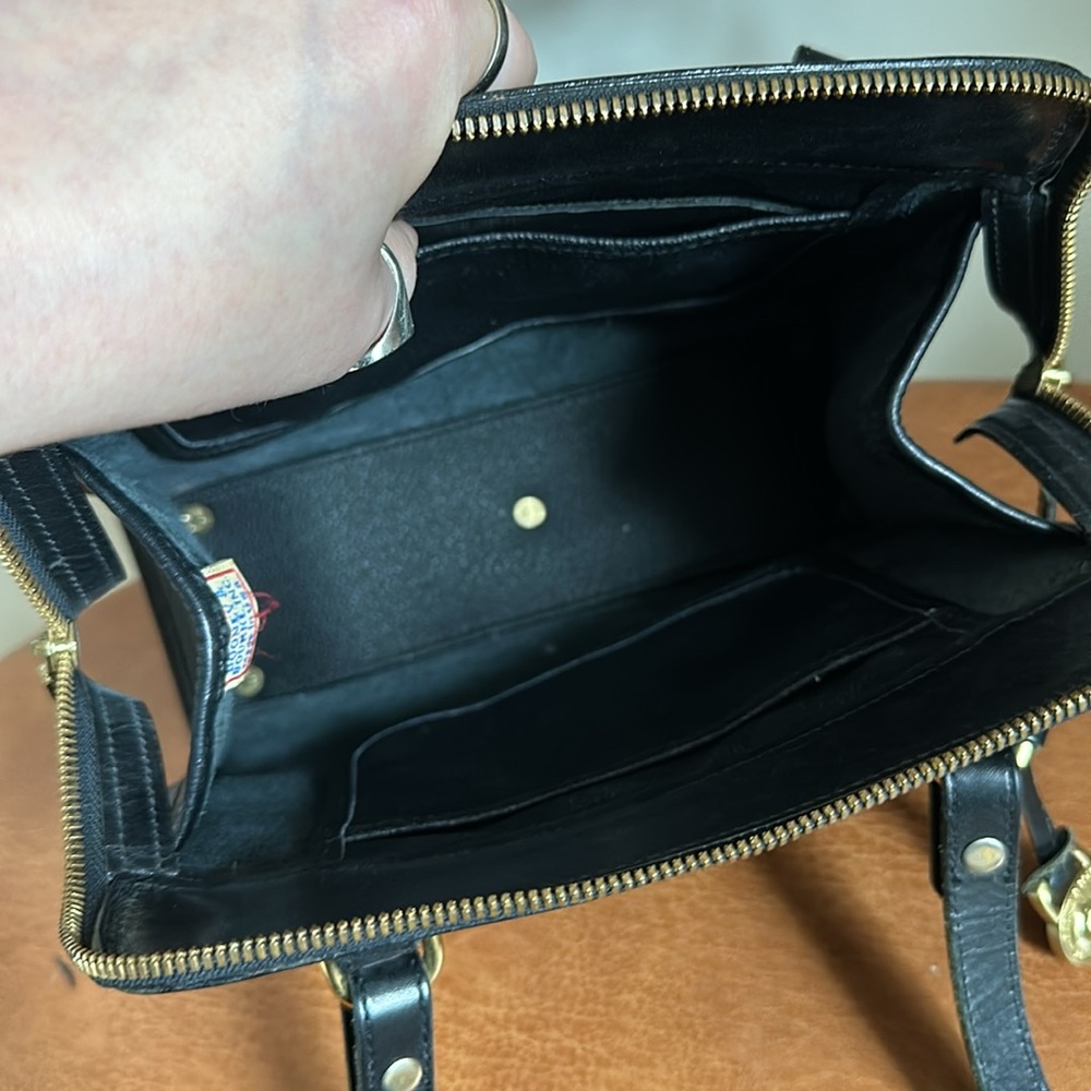 Vintage Dooney & Bourke Carpet Shoulder Bag - Picture 9 of 9